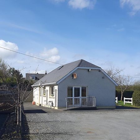 Quiet 2-Bedroom Buncrana Home Екстериор снимка